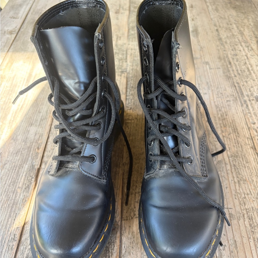 Dr. Martens 1460 leather boots